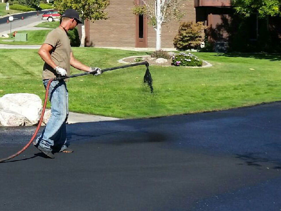 Asphalt Tack Coat / Bond Coat Bitumen Emulsifiers